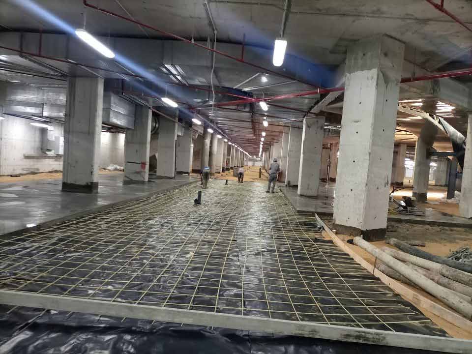 Large mall interior with FRP mesh in floor